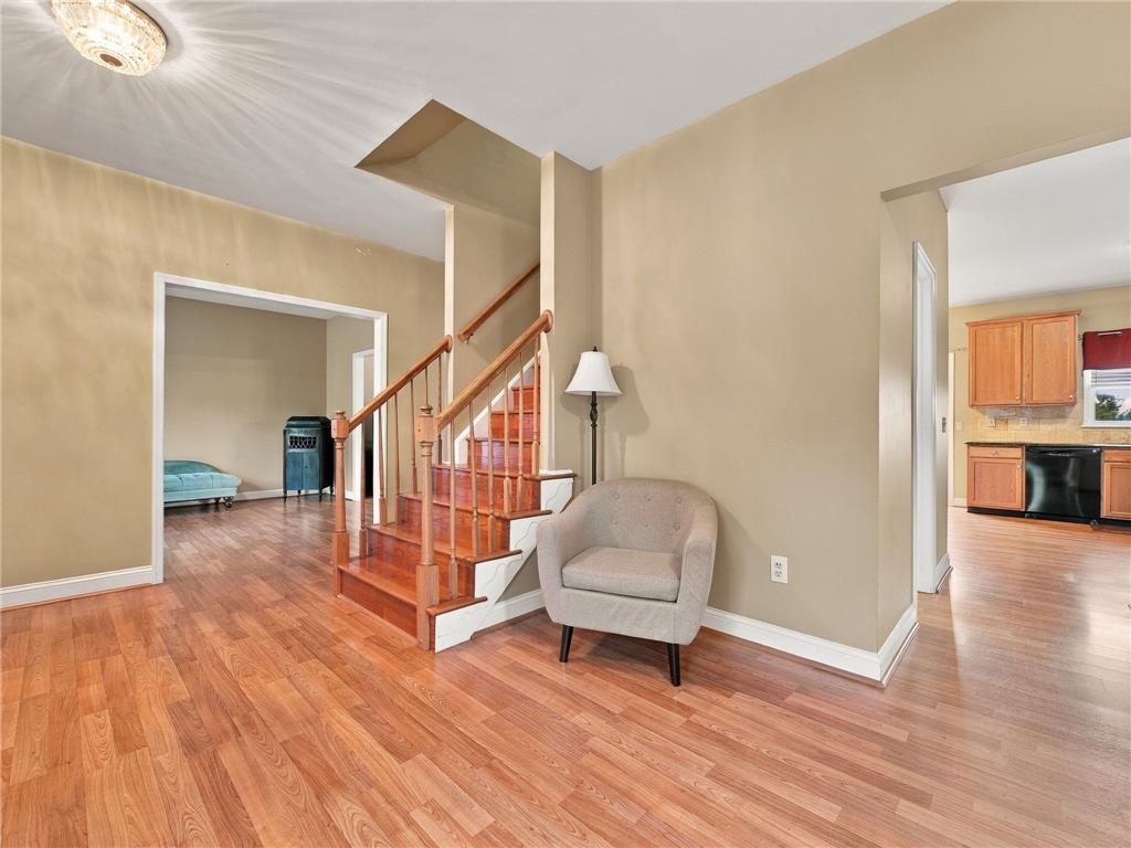 271 Kurt Drive Property Photo 12