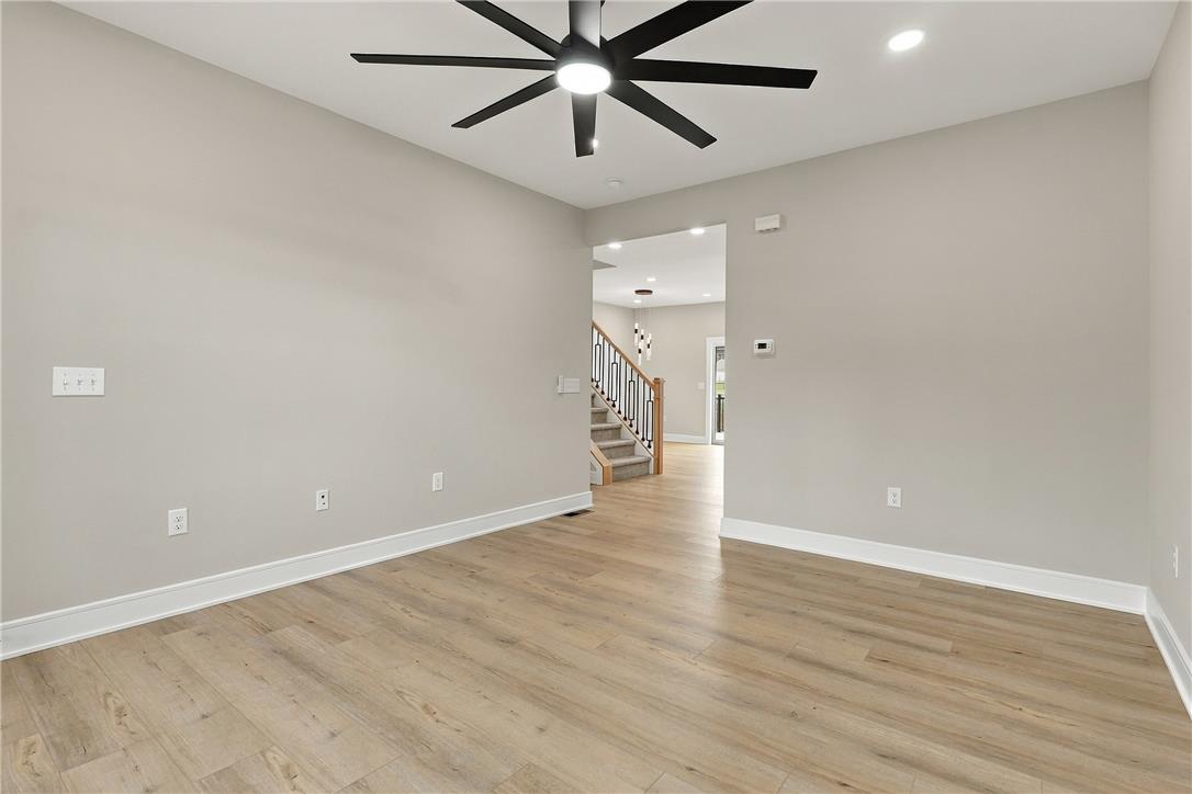 822 Hunter Street Property Photo 8