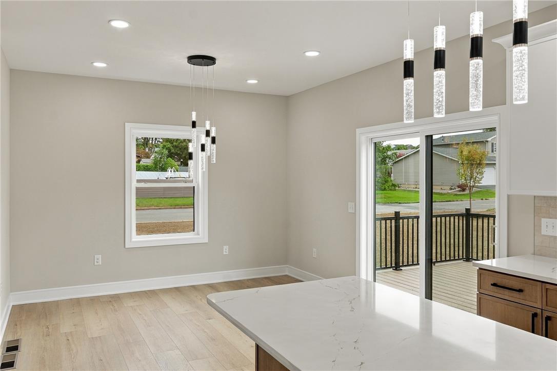 822 Hunter Street Property Photo 15