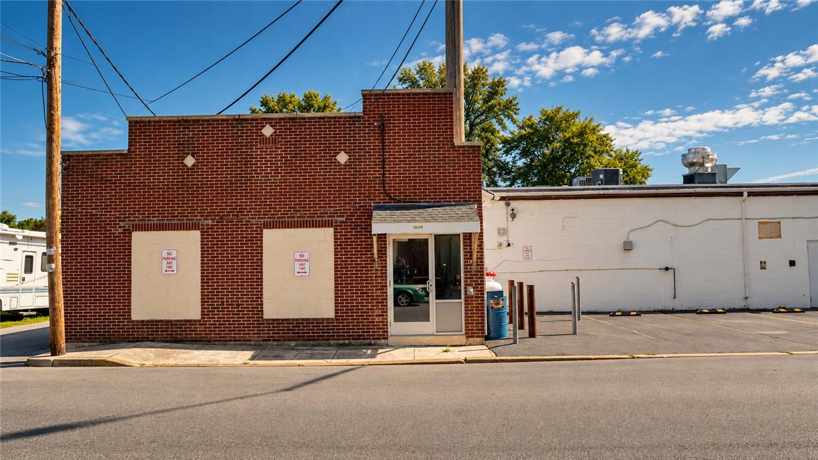331 Grape Street Property Photo 9