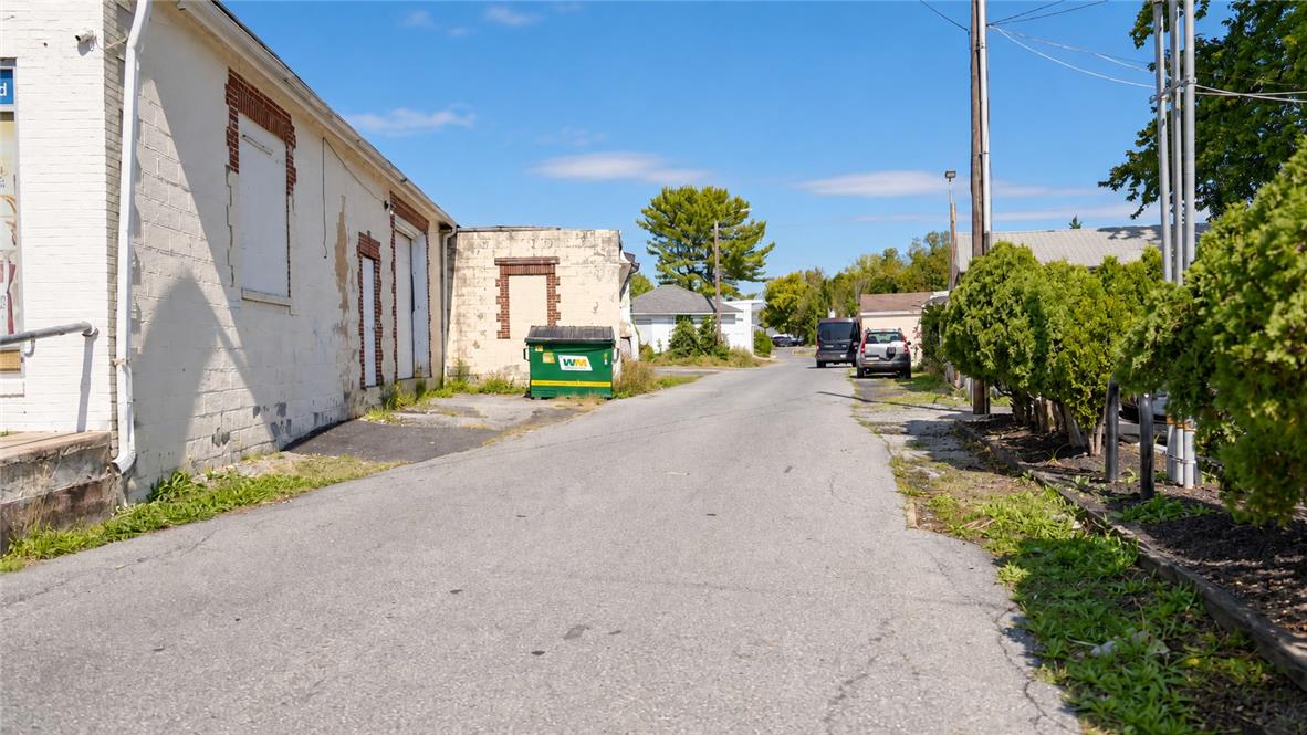 331 Grape Street Property Photo 11