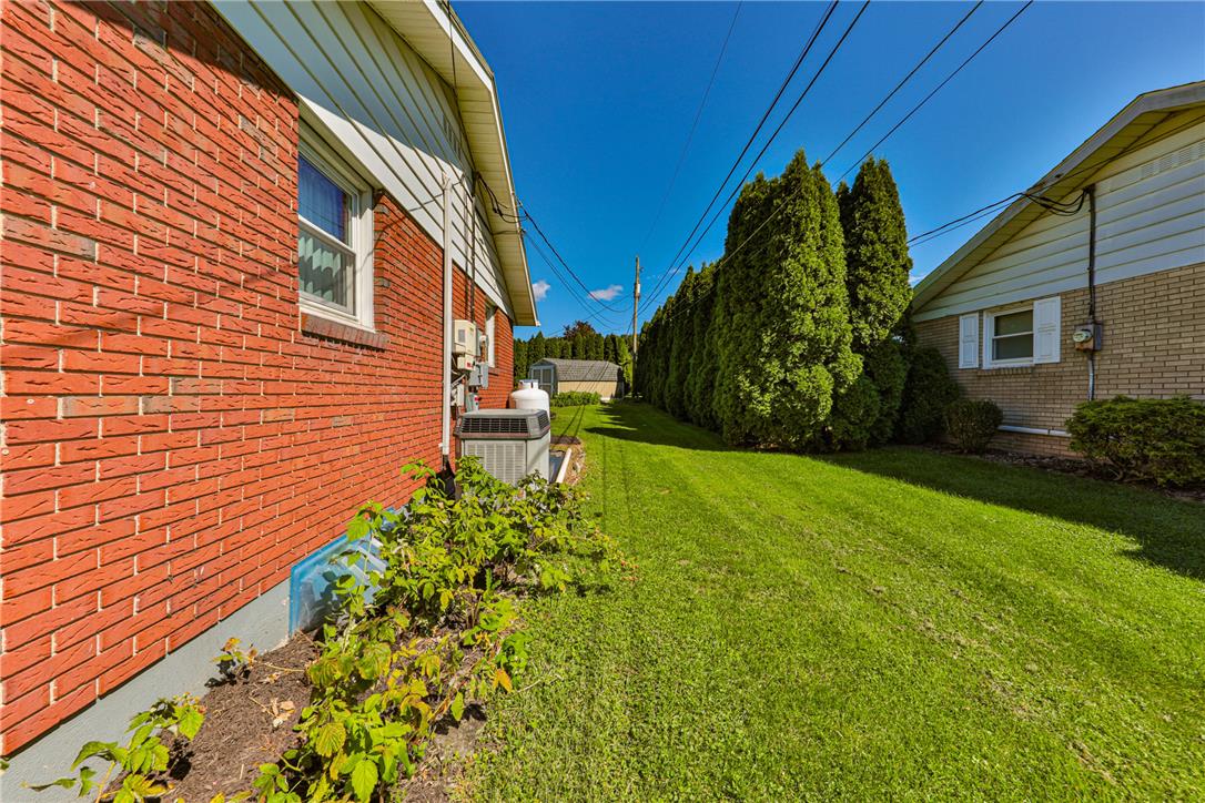 5518 Louise Lane Property Photo 7