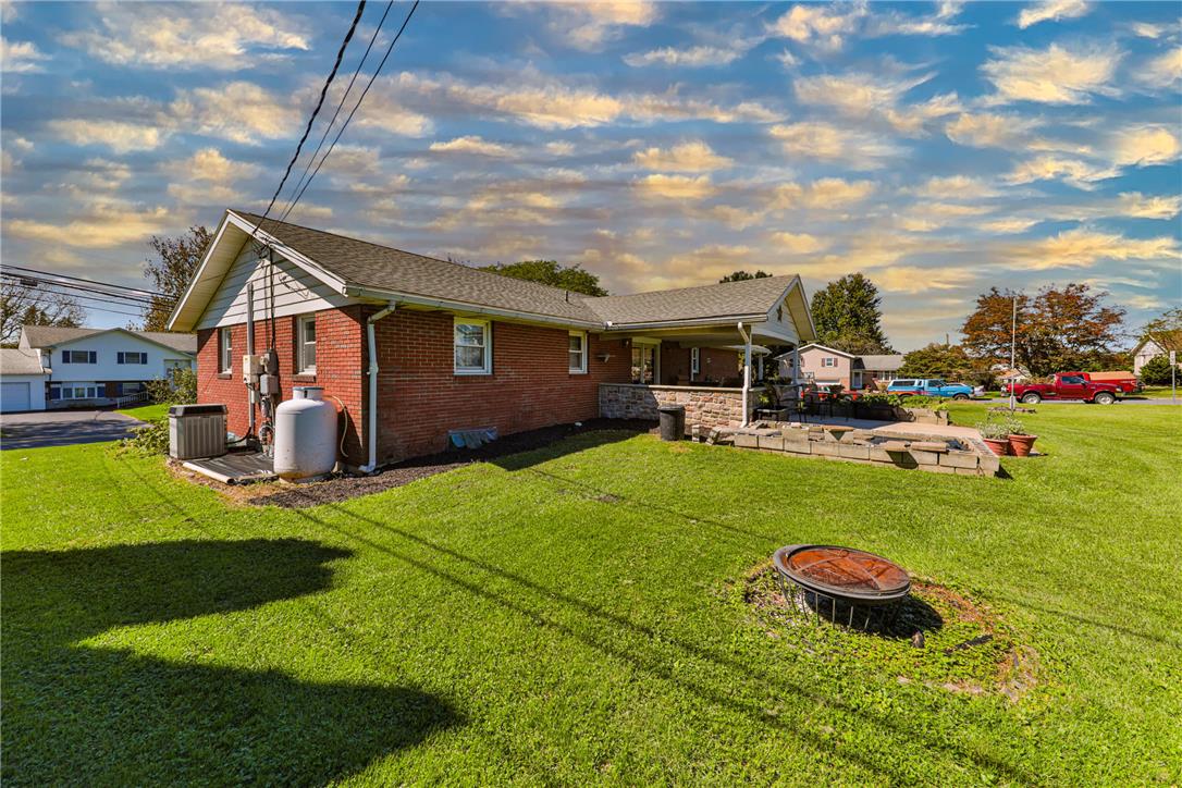 5518 Louise Lane Property Photo 8