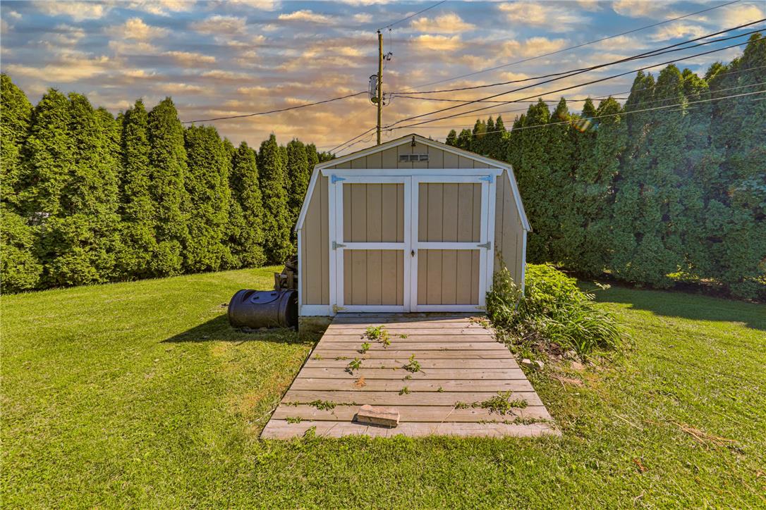 5518 Louise Lane Property Photo 11