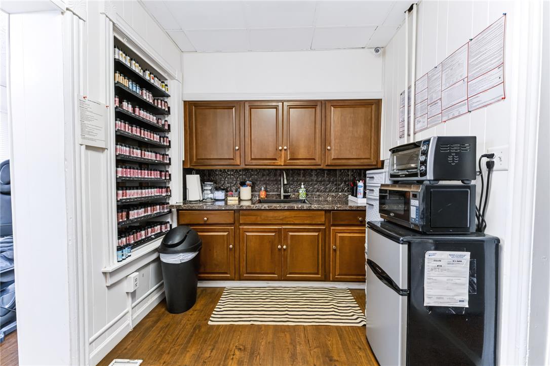 742 Linden Street Property Photo 14