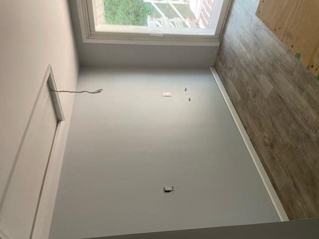 112 West 25th Street Property Photo 9