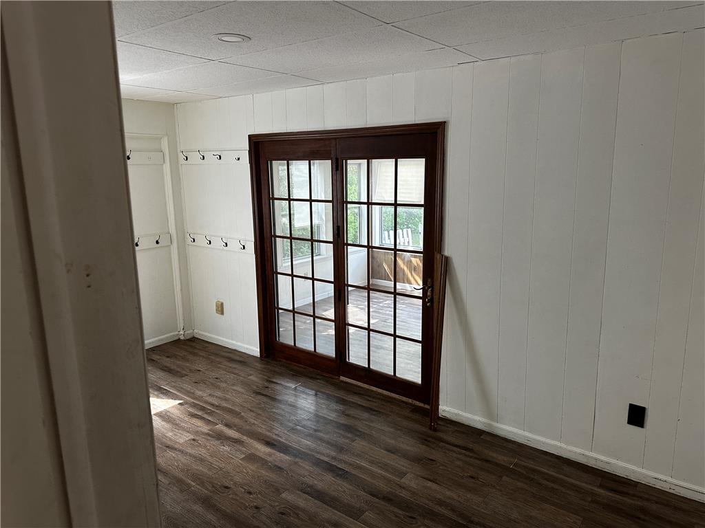937 Elm Street Property Photo 13