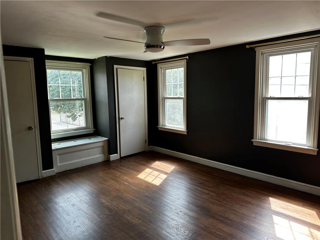 937 Elm Street Property Photo 24