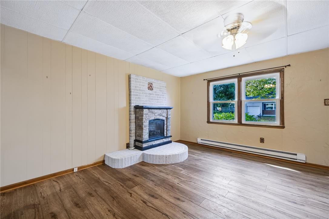2907 Eldridge Avenue Property Photo 2