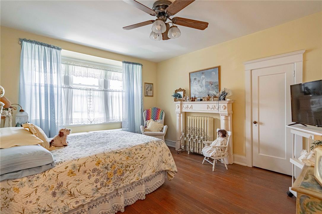 9 West Laurel Street Property Photo 17