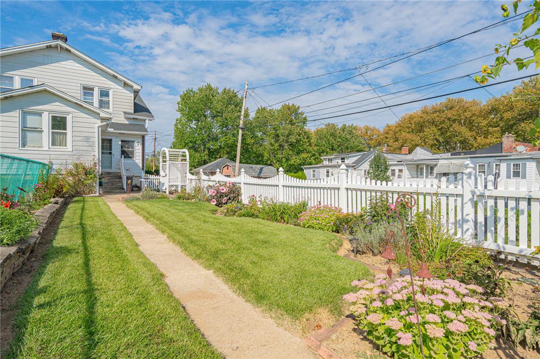 9 West Laurel Street Property Photo 26