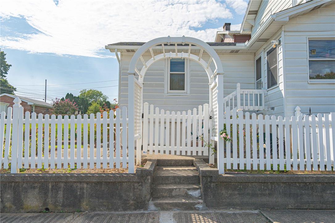9 West Laurel Street Property Photo 30