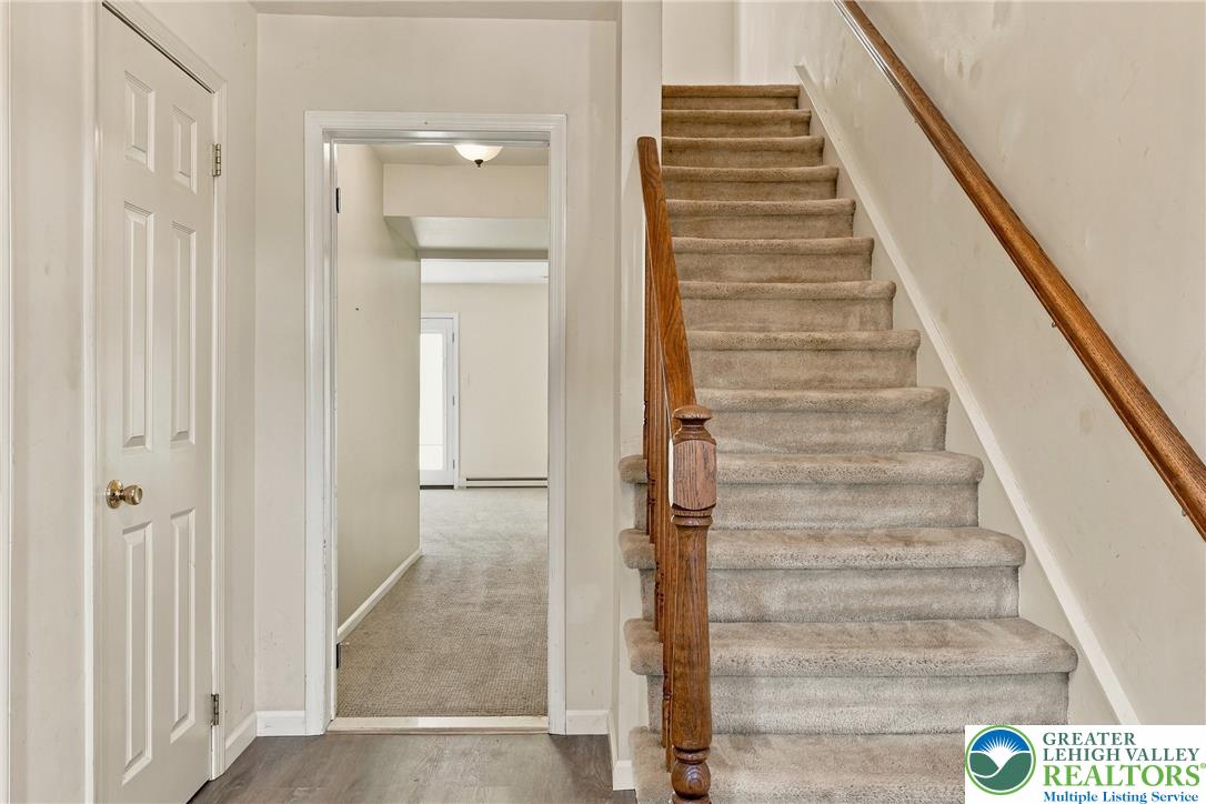 1101 Barnside Road Property Photo 4