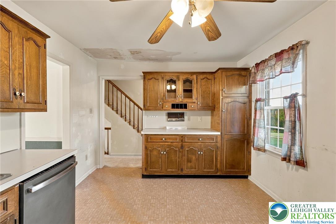 1101 Barnside Road Property Photo 11