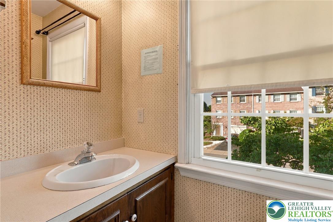 1101 Barnside Road Property Photo 15
