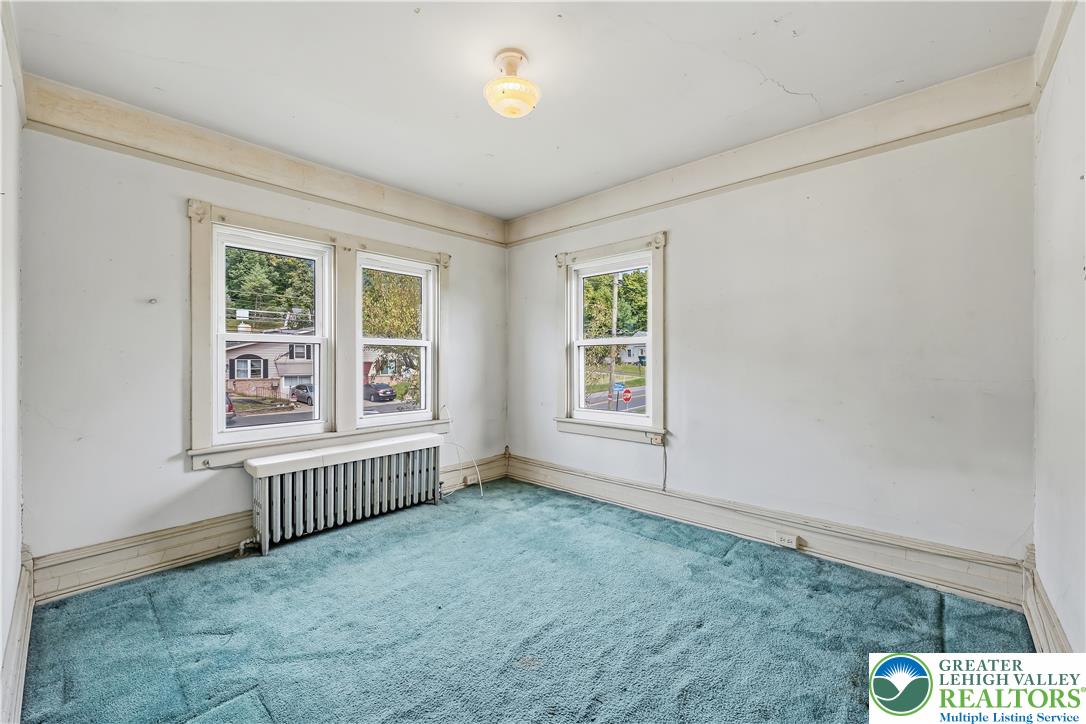 918 East Susquehanna Street Property Photo 11