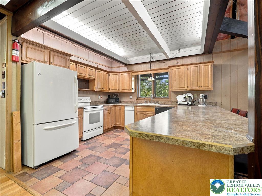 1221 Alpine Drive Property Photo 14