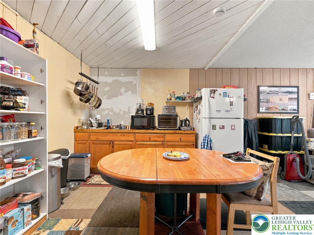 1221 Alpine Drive Property Photo 27