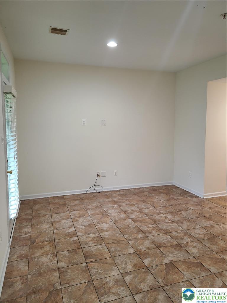 1600 Oakridge Lane Property Photo 27
