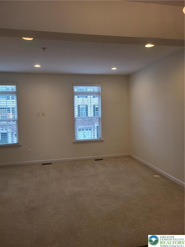 1600 Oakridge Lane Property Photo 40