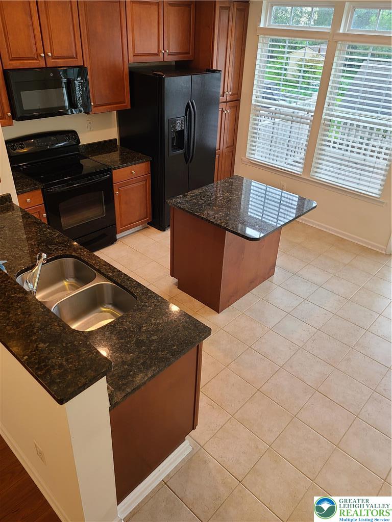 1600 Oakridge Lane Property Photo 46