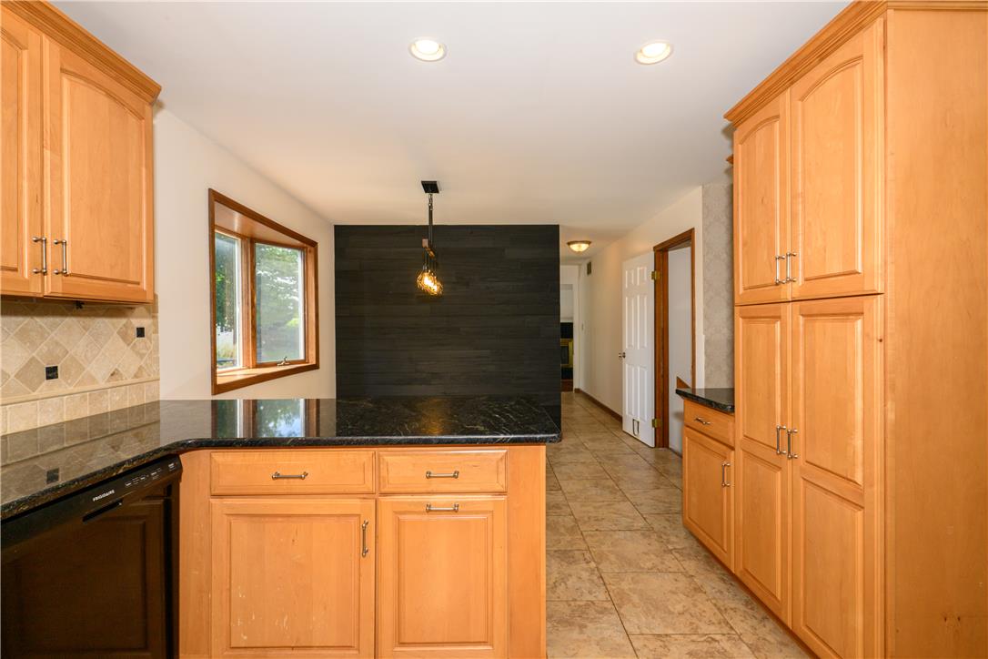 606 Buckingham Drive Property Photo 7