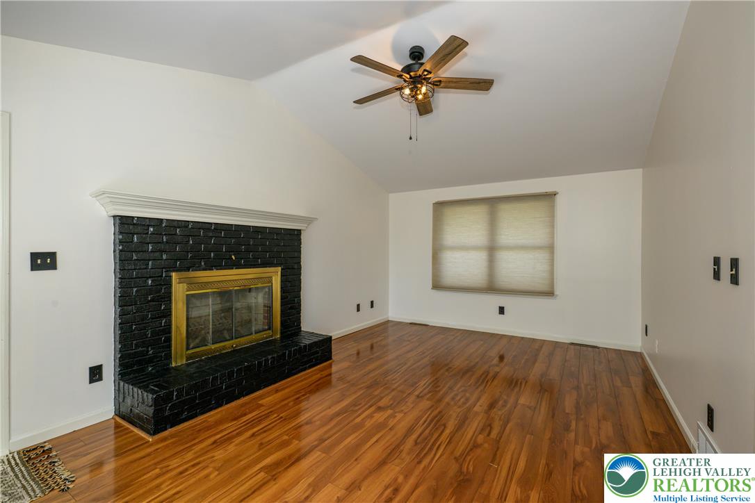 606 Buckingham Drive Property Photo 14