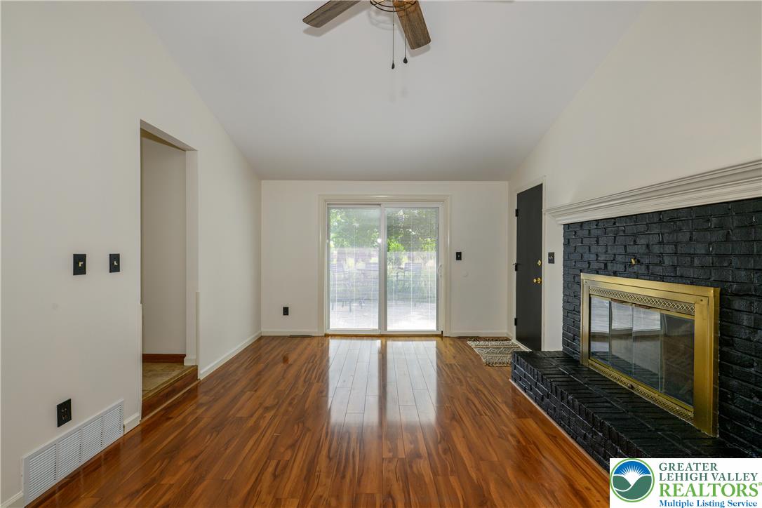 606 Buckingham Drive Property Photo 16