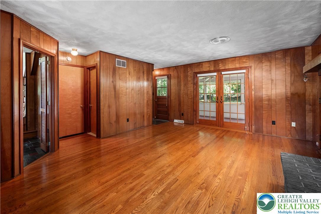 2530 Rosewood Drive Property Photo 14