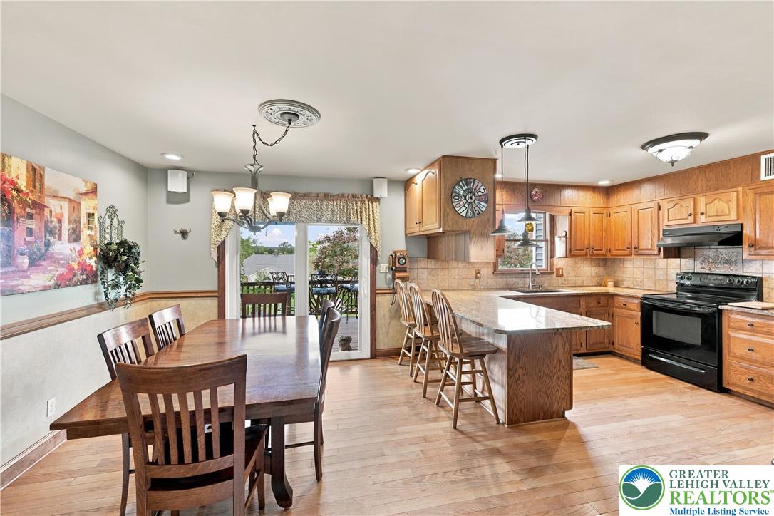 5207 Tilghman Street Property Photo 13