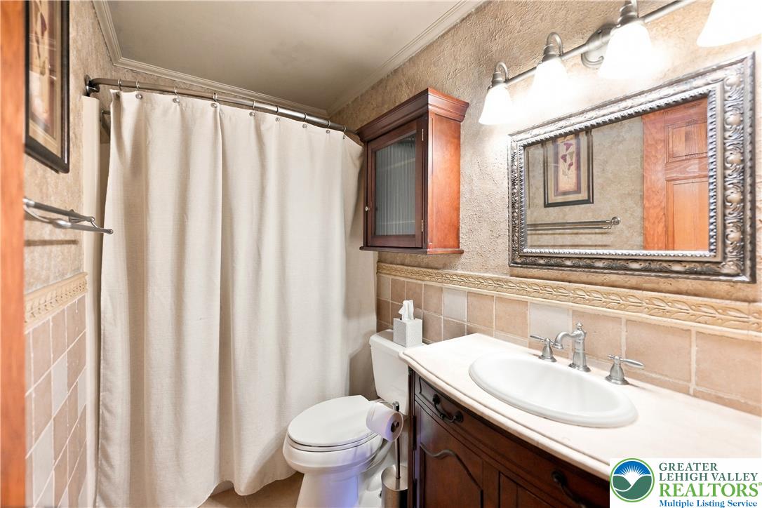 5207 Tilghman Street Property Photo 19