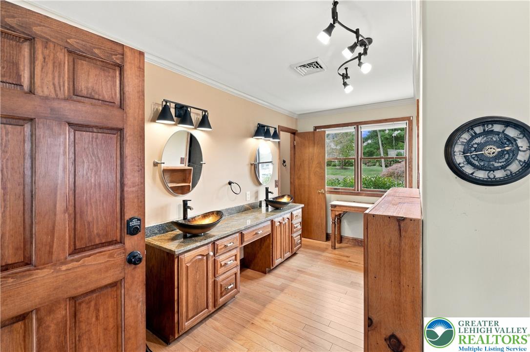 5207 Tilghman Street Property Photo 24