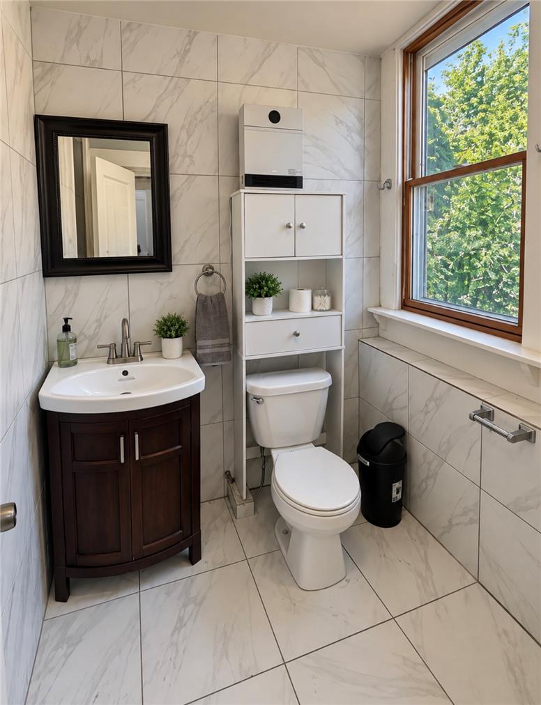 140 West Abbott Street Property Photo 12