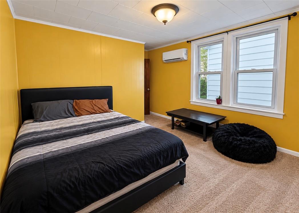 140 West Abbott Street Property Photo 13