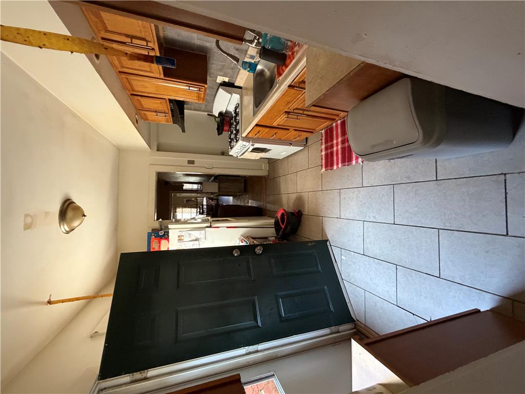 128 South 13th Street Property Photo 7