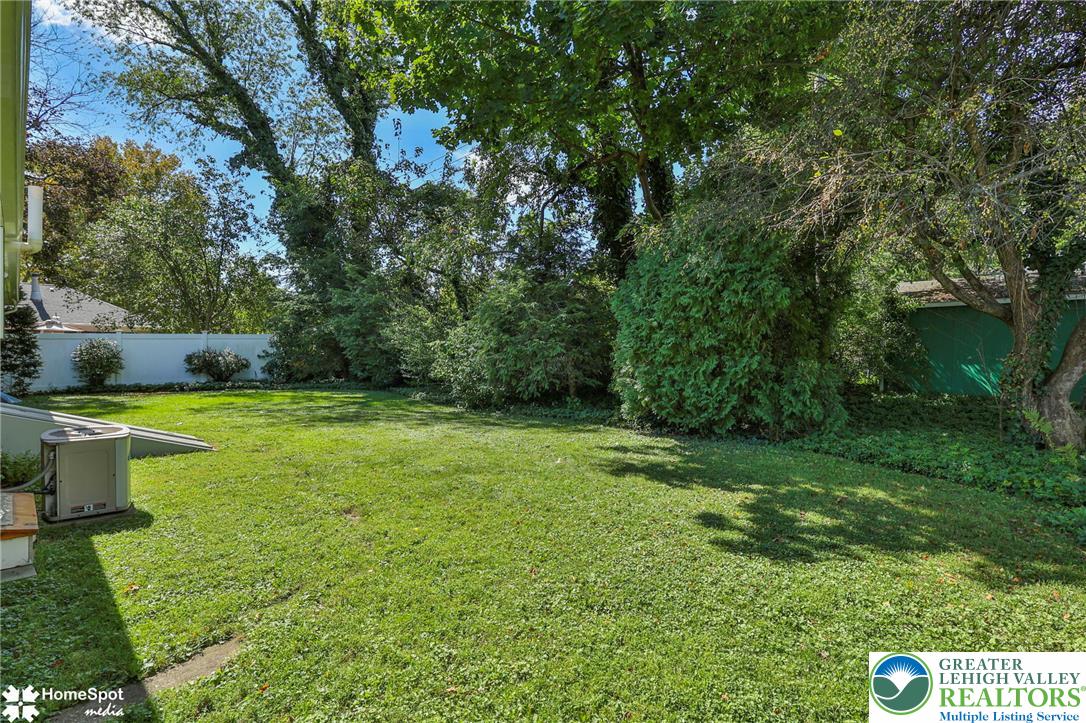 2317 Henderson Street Property Photo 31