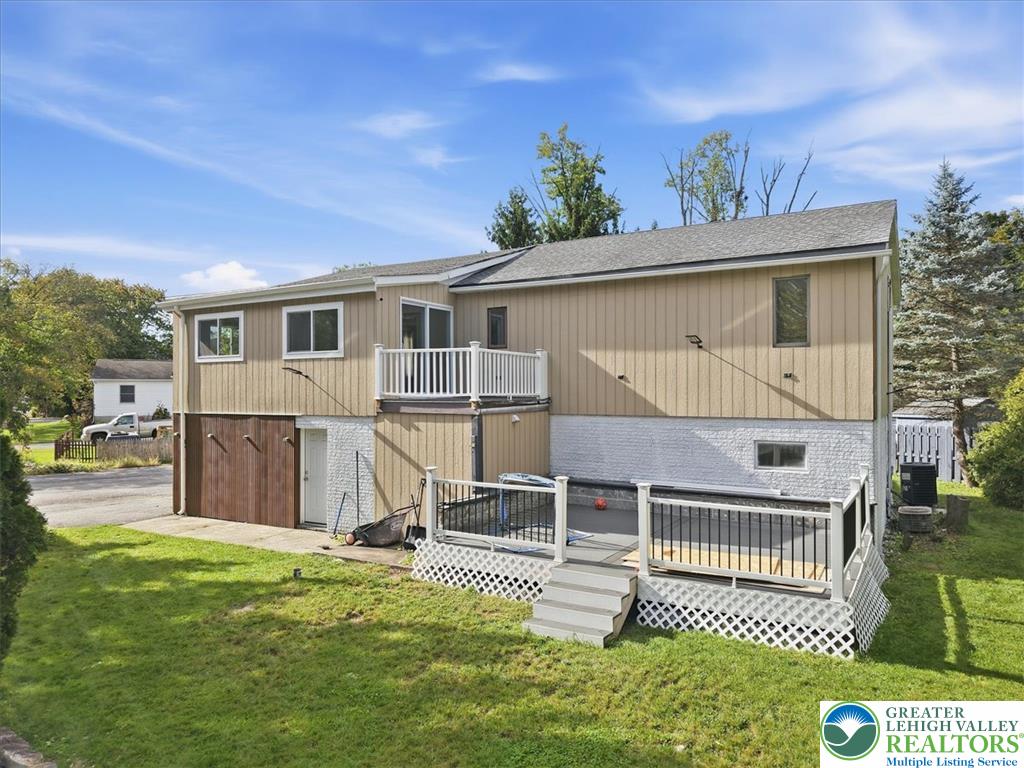 136 East West Street Property Photo 59