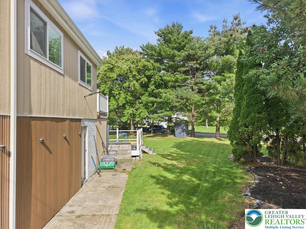 136 East West Street Property Photo 65