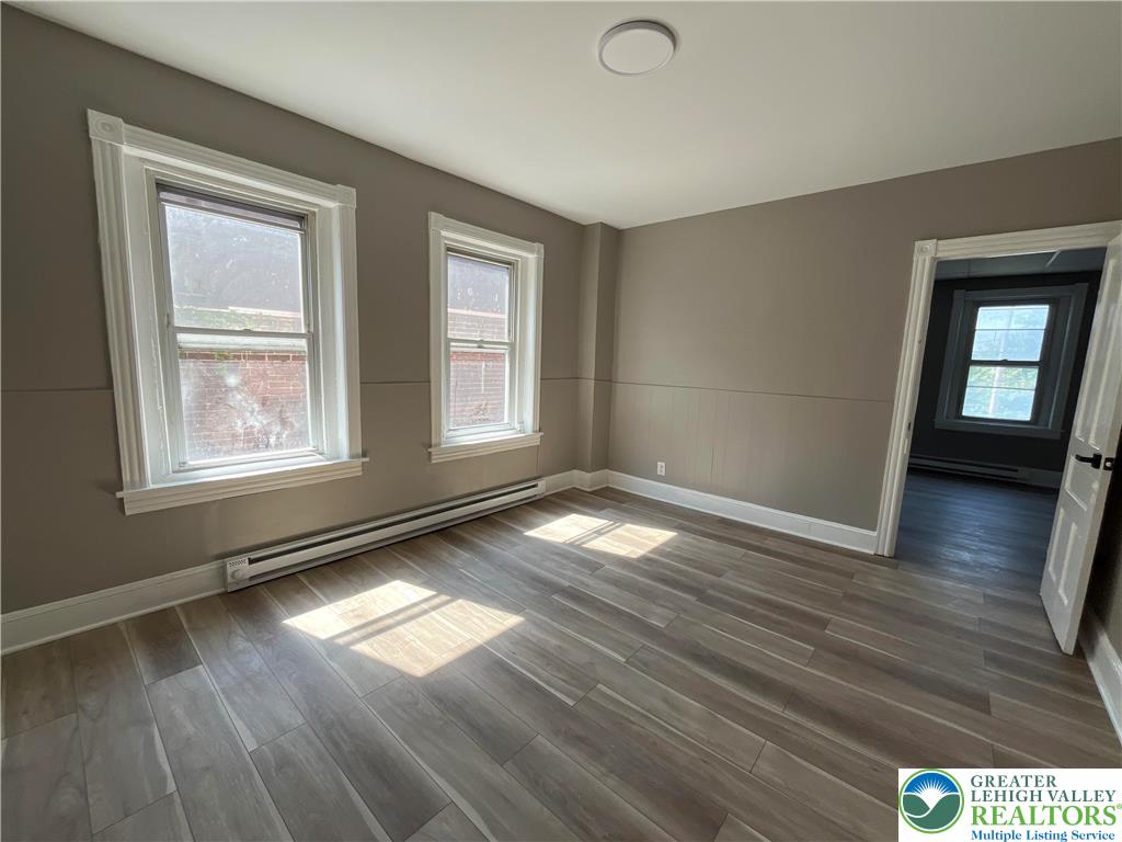 1012 Evans Street 2 Property Photo 2