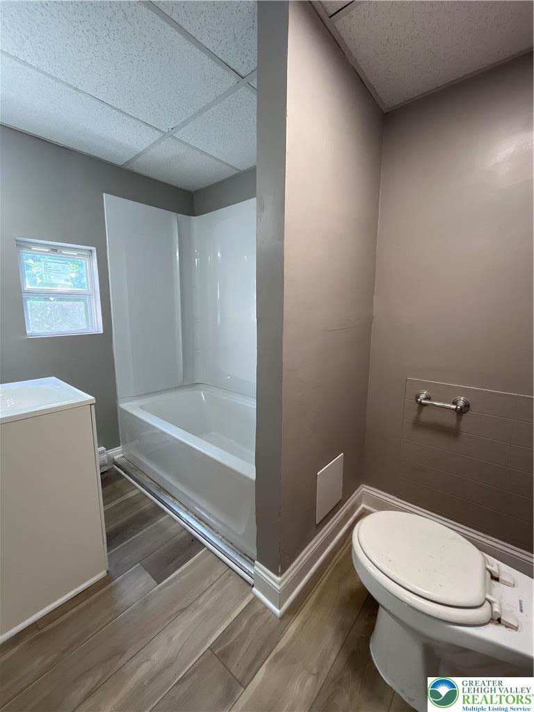 1012 Evans Street 2 Property Photo 8