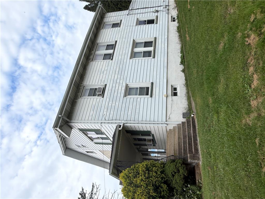 1906 3rd Street Property Photo 3