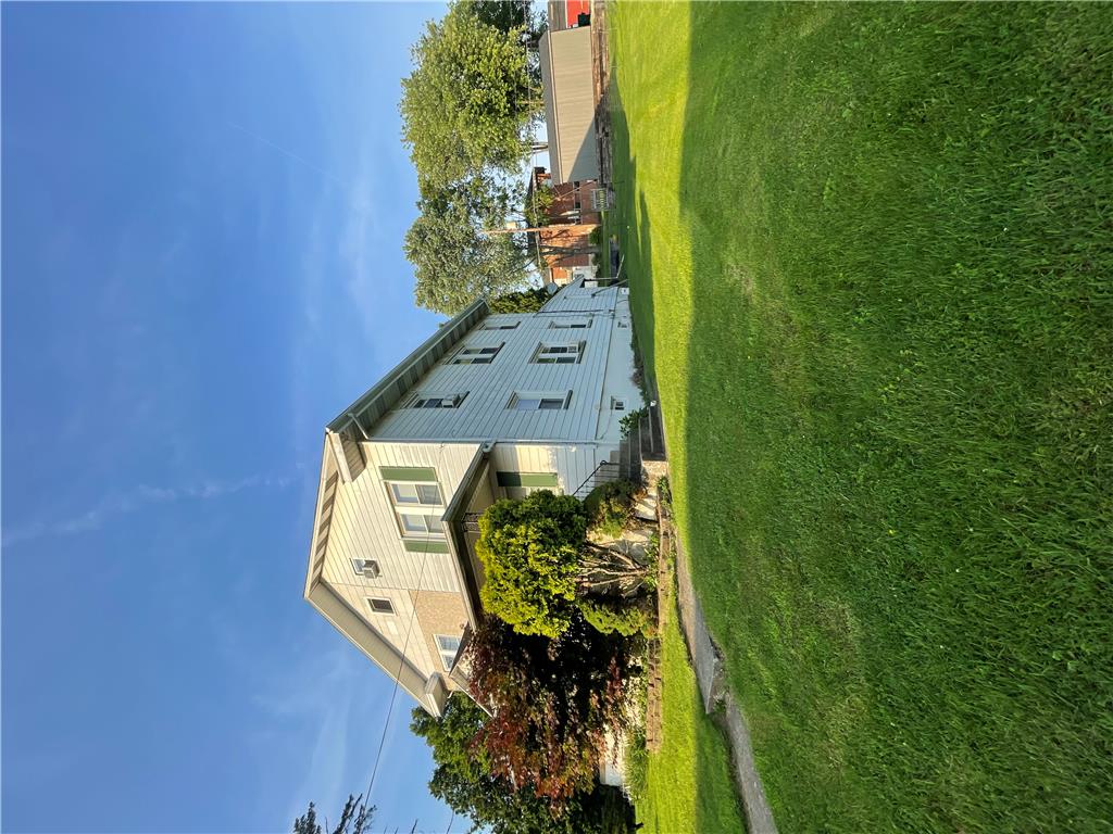 1906 3rd Street Property Photo 8