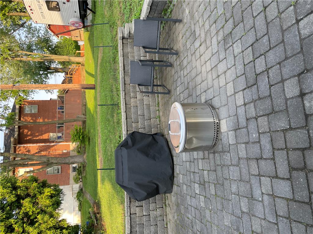 1906 3rd Street Property Photo 12