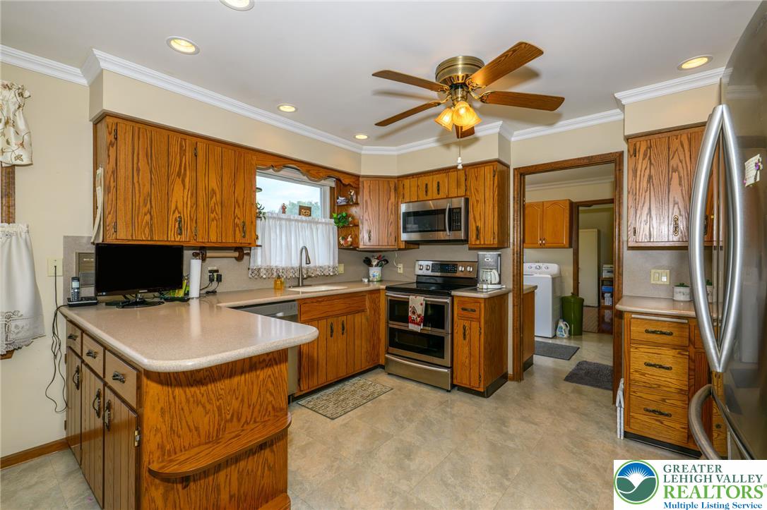 385 Apollo Drive Property Photo 8