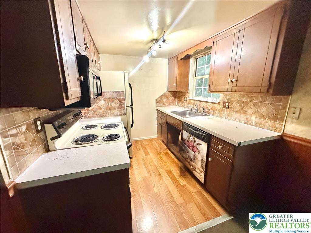 7 West Pittston Street Property Photo 6
