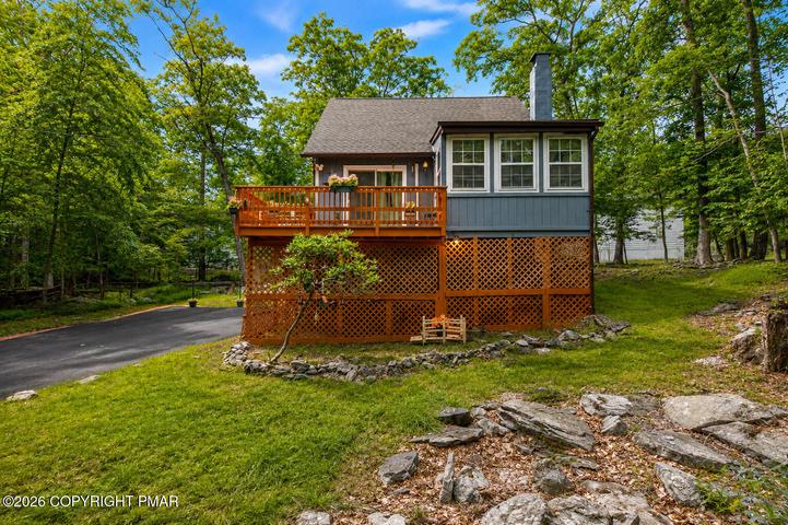 2128 Apley Drive Property Photo 1