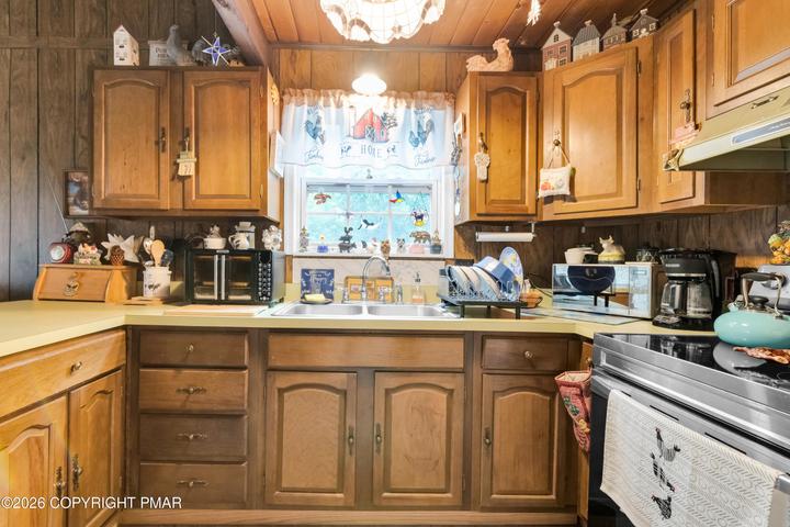2128 Apley Drive Property Photo 13