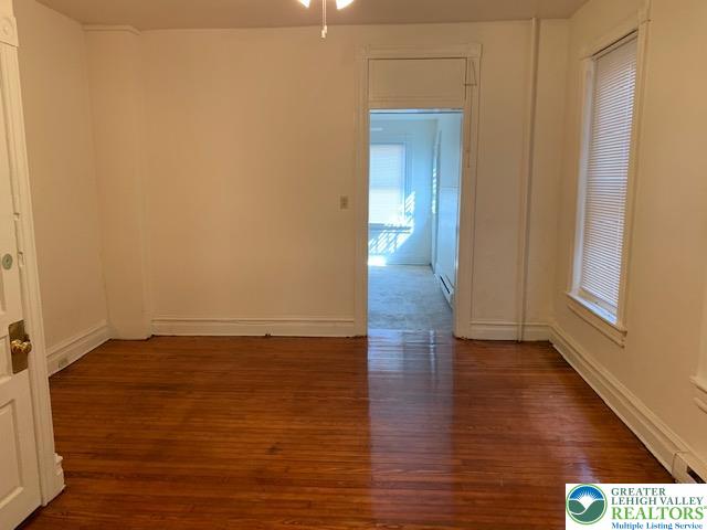 139 North 10th Street 1 Property Photo 7