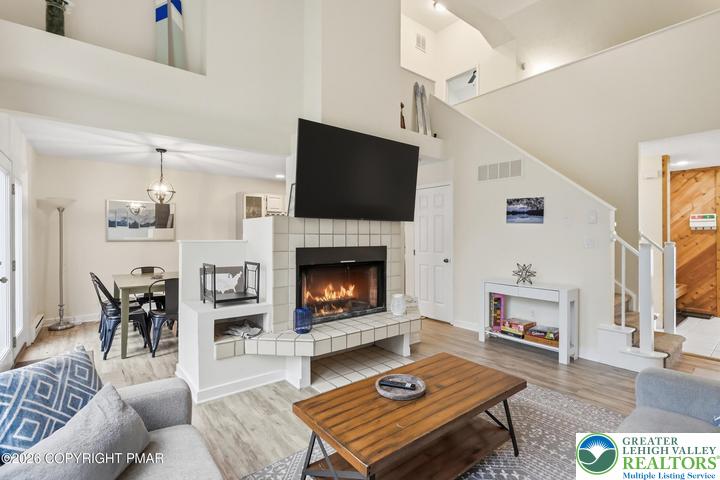 79 Laurelwoods Drive Property Photo 7
