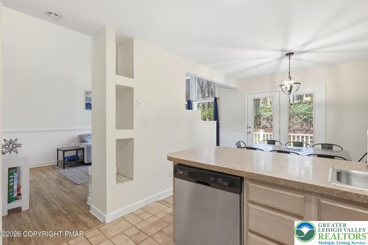 79 Laurelwoods Drive Property Photo 14